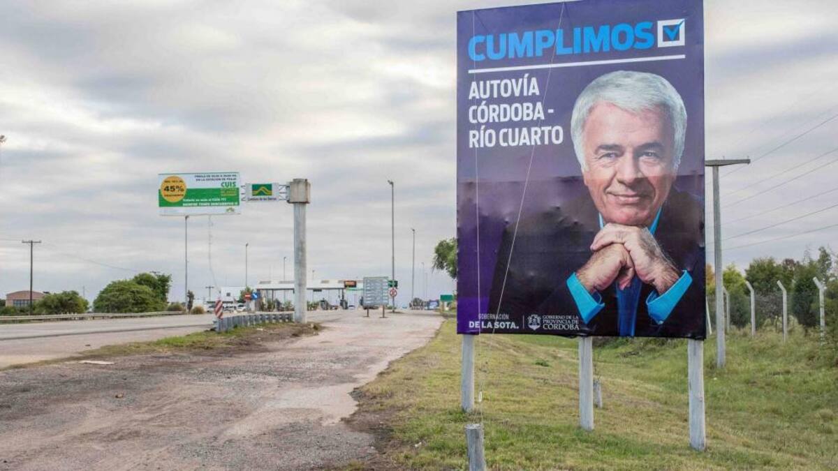 De la Sota - Política