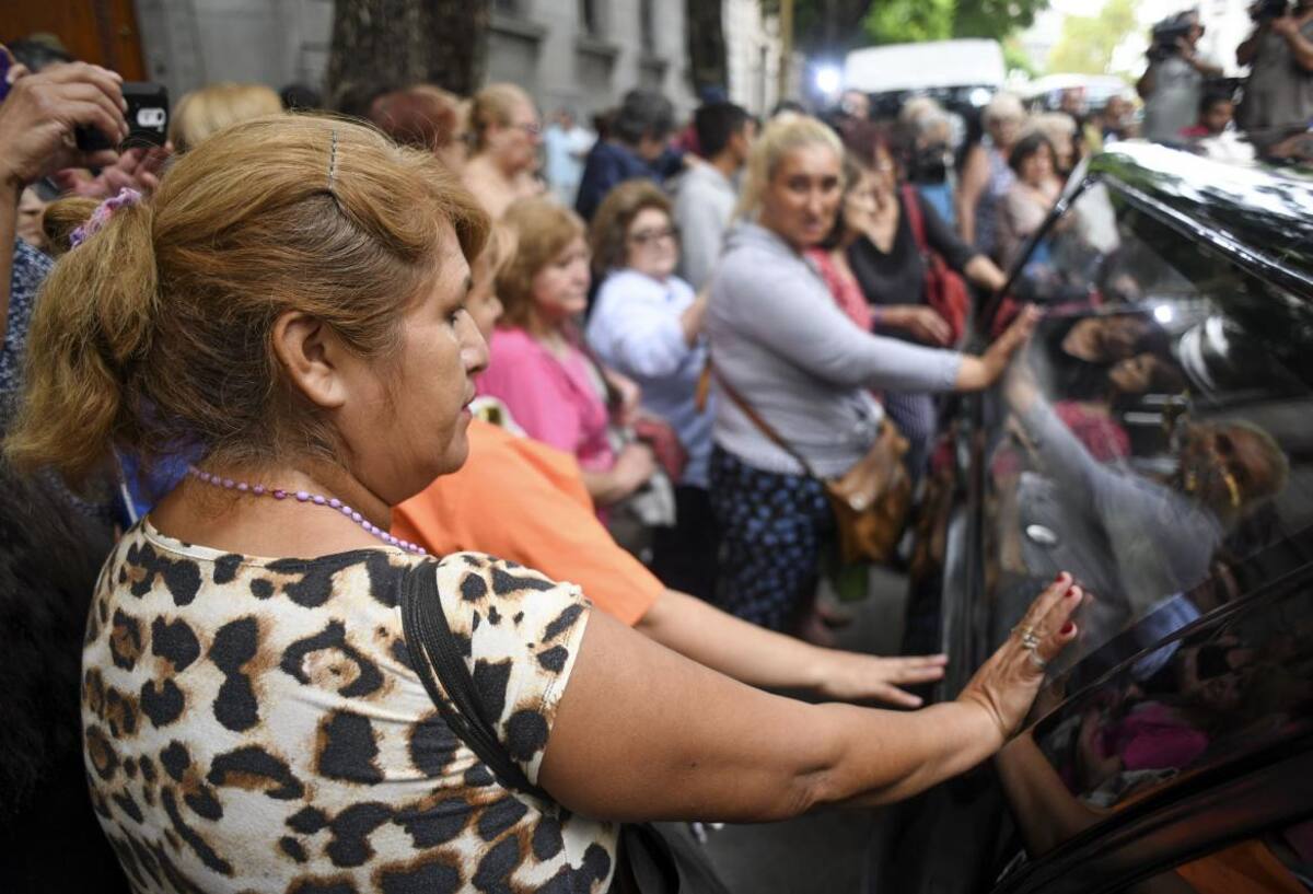Débora Pérez Volpin - último adiós NA