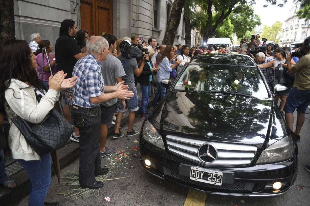 Débora Pérez Volpin - último adiós NA