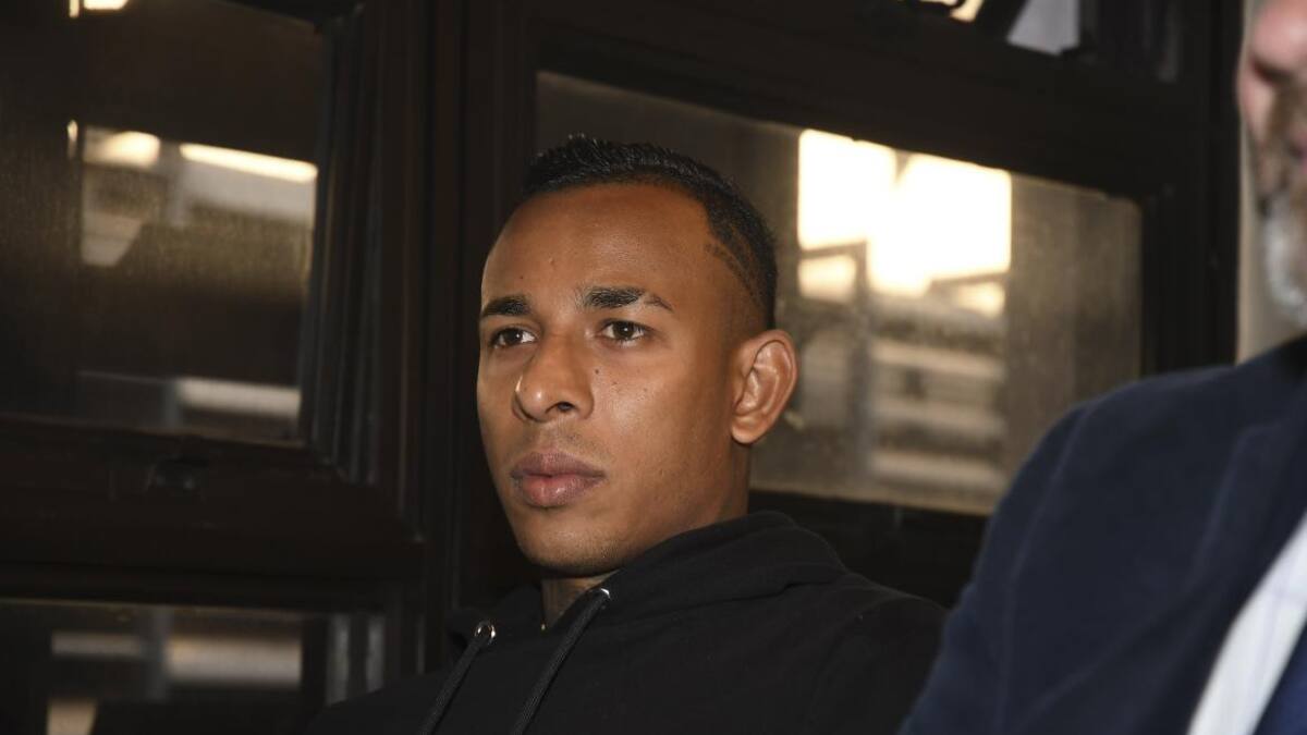 Declara Sebastián Villa por el juicio en su contra por violencia de género. Foto: Télam.