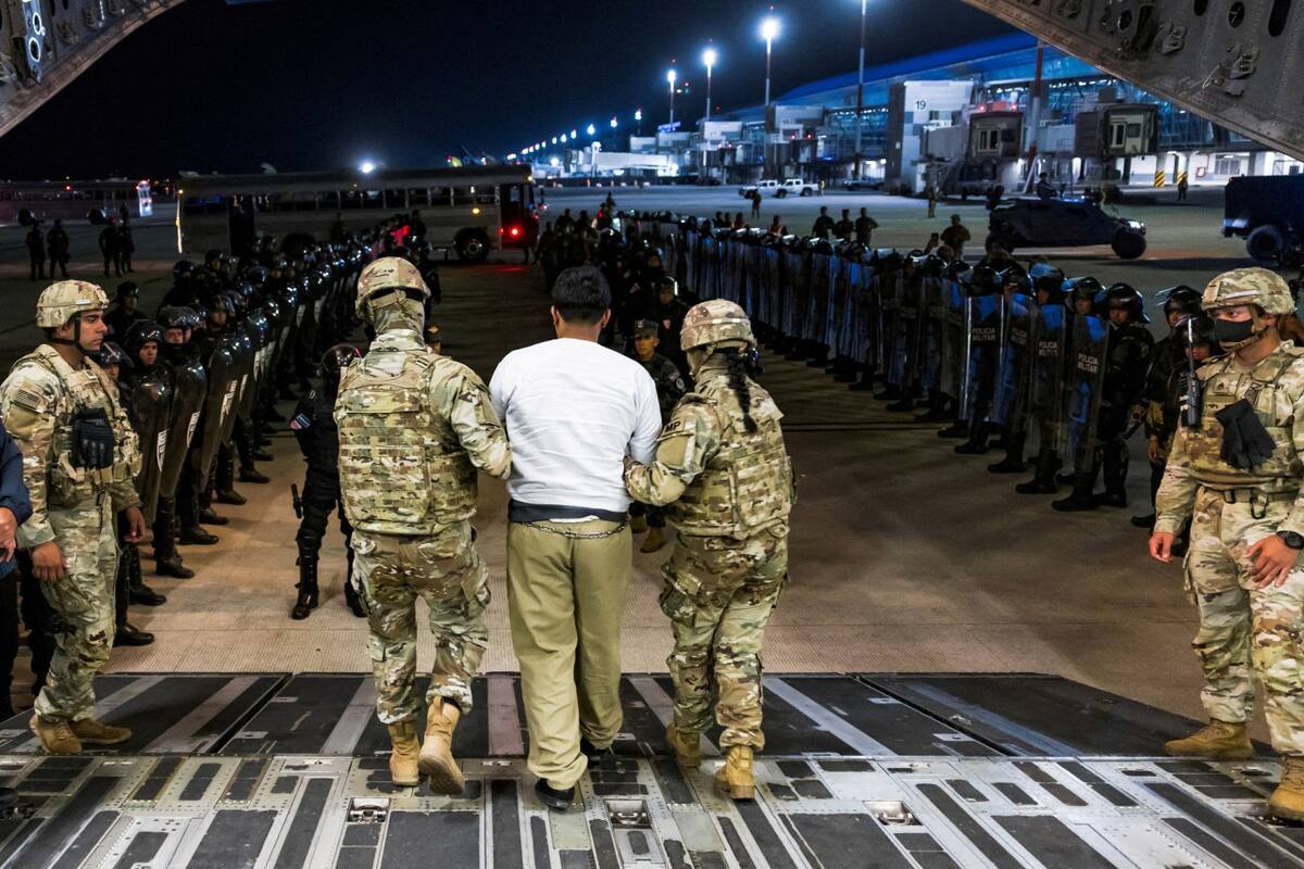 Deportaciones de inmigrantes venezolanos vinculados al Tren de Aragua. Foto: Reuters