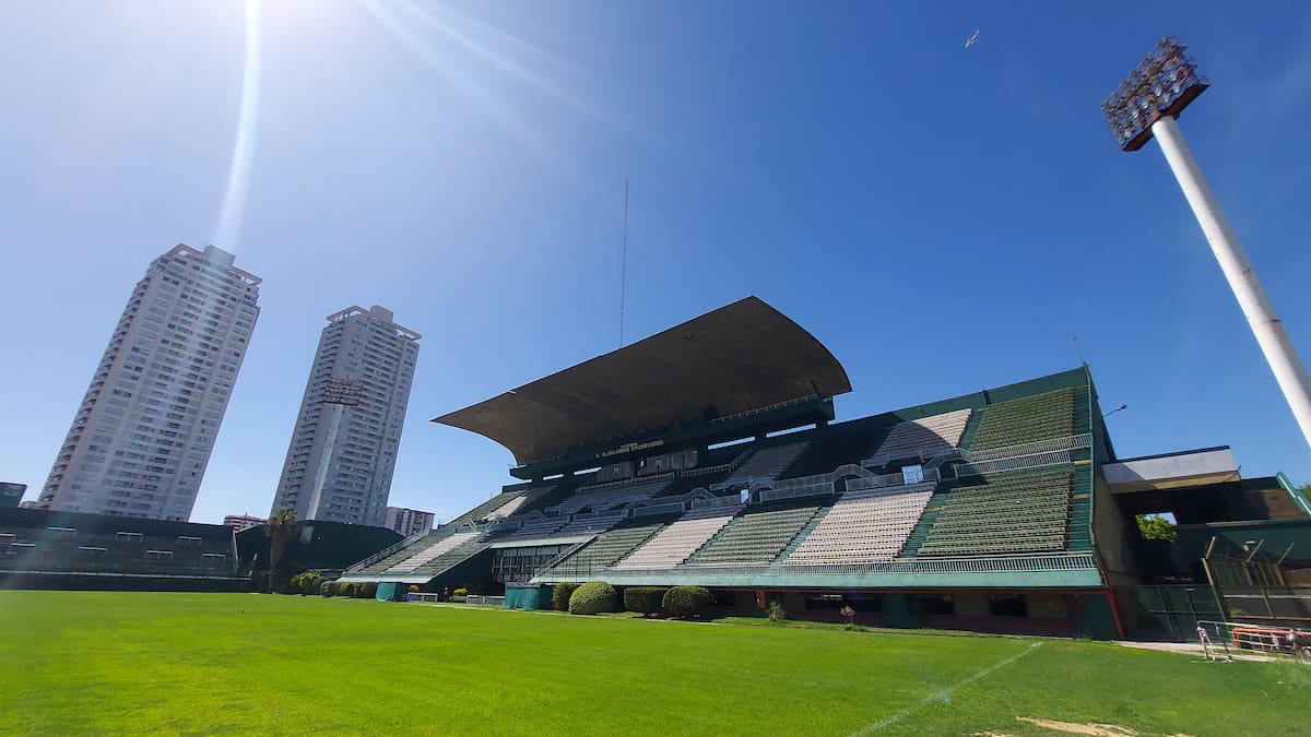 El estadio de fútbol más antiguo de Argentina está en CABA y guarda una historia de más de 120 años