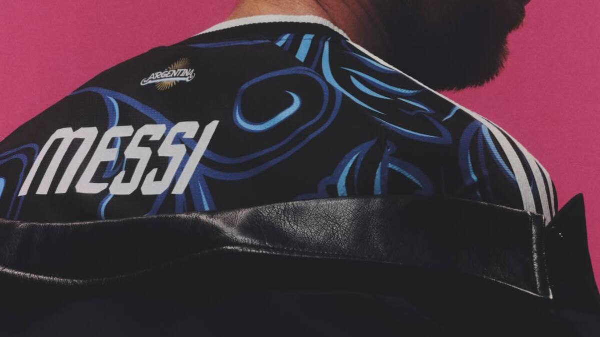 Nueva camiseta suplente de Argentina para el Mundial 2026: colores, tecnología y guiños históricos en un diseño épico