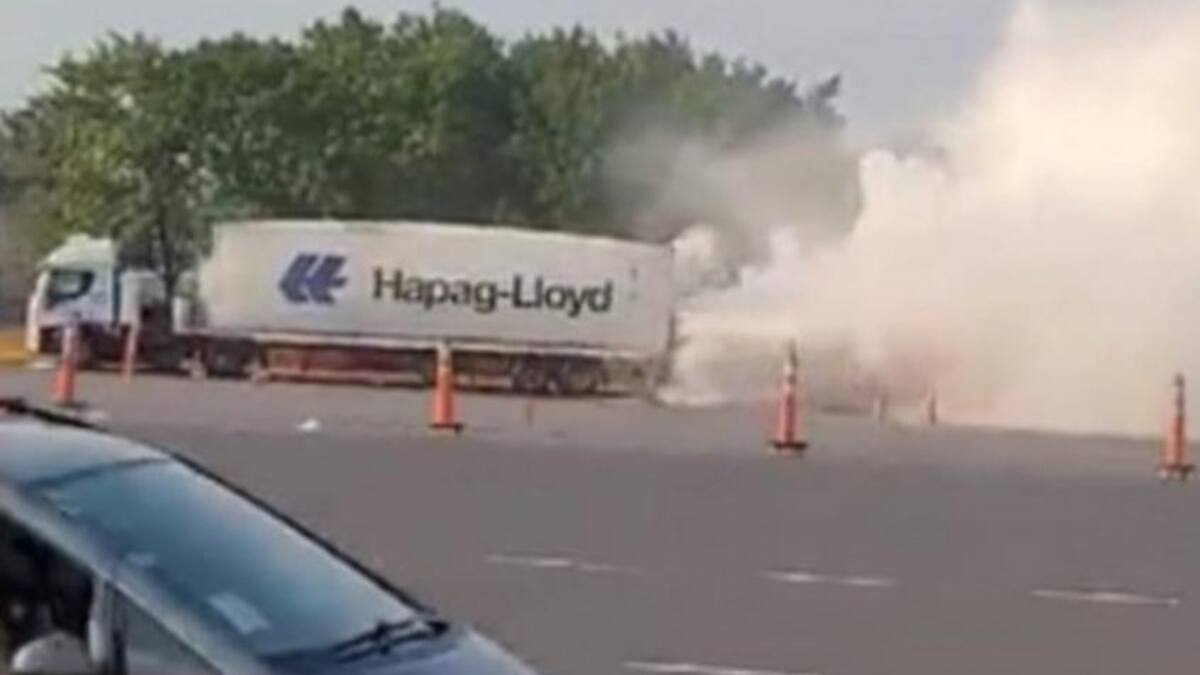 Derrame tóxico en el Acceso Oeste. Foto: NA.