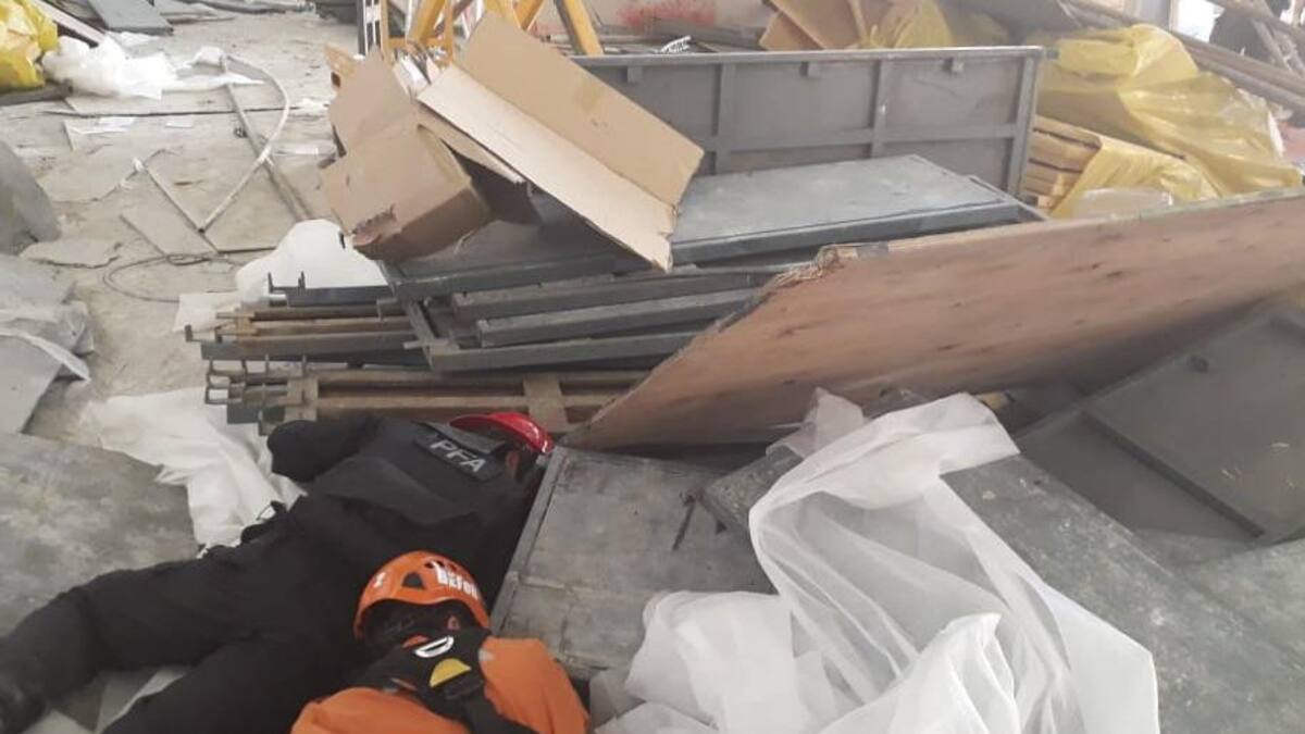 Derrumbe y tragedia en obra en construcción en aeropuerto de Ezeiza, NA