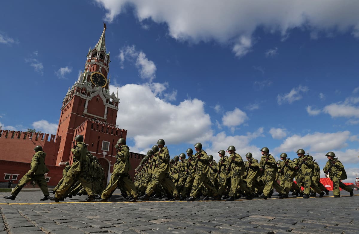 Desfile militar en Rusia por el Día de la Victoria. Foto: REUTERS/Anton Vaganov.