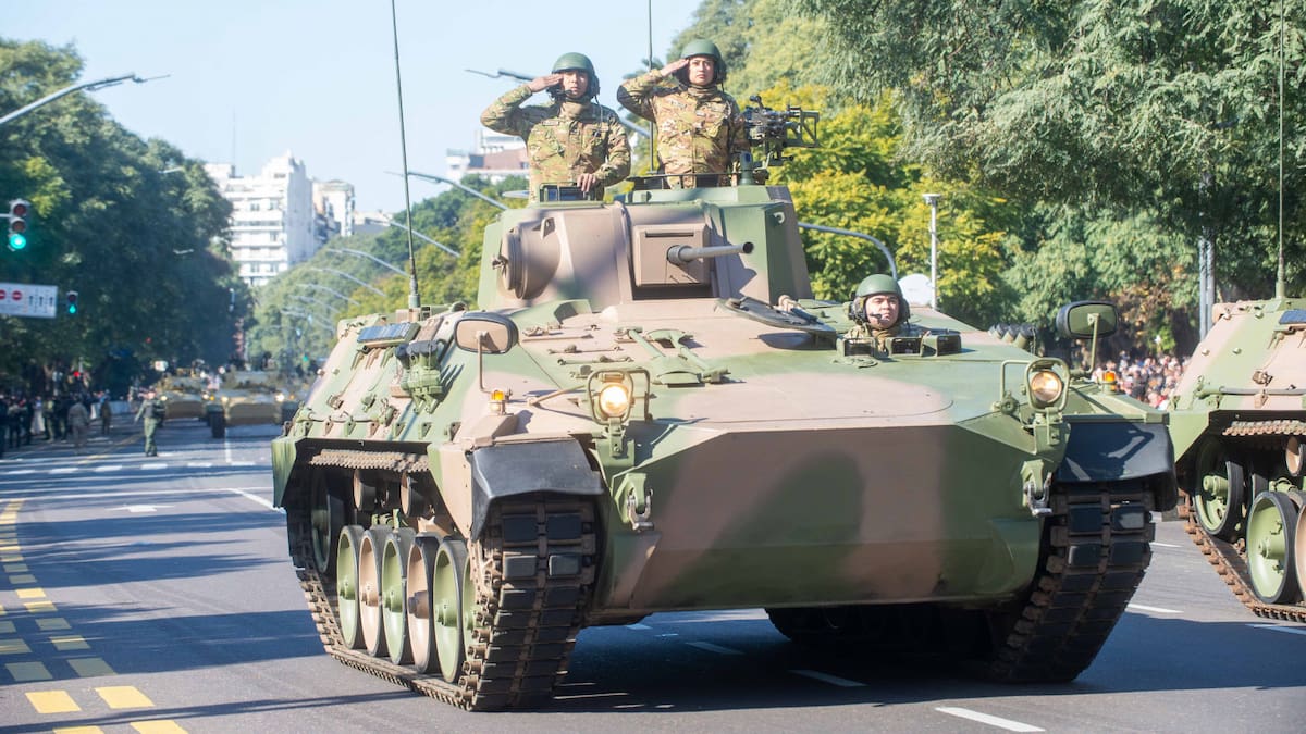 Por segundo año consecutivo, el Gobierno no prevé realizar el desfile militar del 9 de julio debido a los recortes en Defensa
