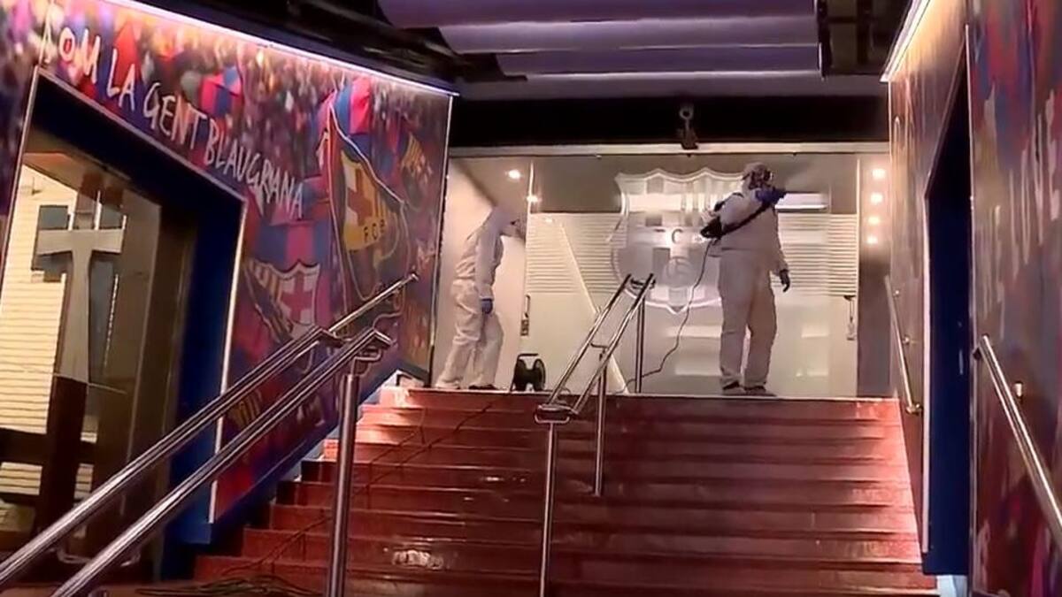 Desinfección total en el Camp Nou antes de partido entre Barcelona y Leganés