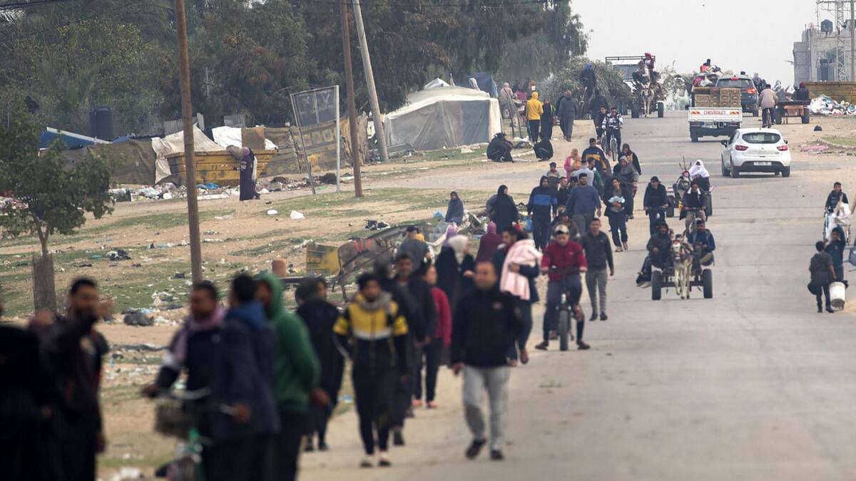 Son miles las personas que buscan refugio en Siria tras los bombardeos de Israel en el Líbano. Foto: EFE.
