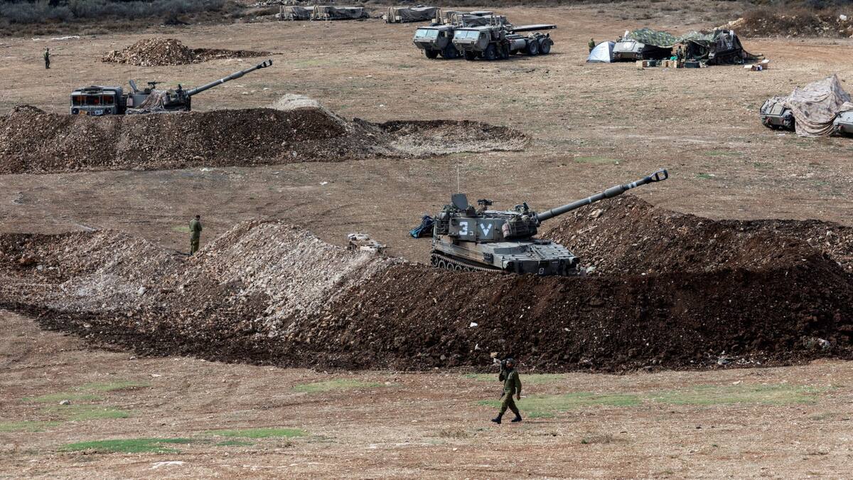 Despliegue de fuerzas israelíes en la frontera con el Líbano. Foto: Reuters.