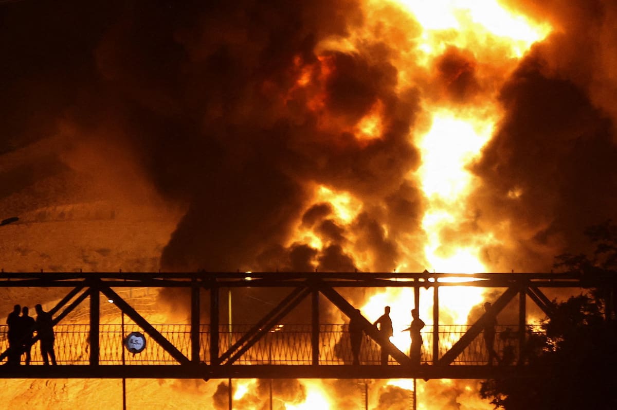 Destrucción en Irán por los misiles de Israel. Foto: Reuters/Majid Asgaripour/WANA