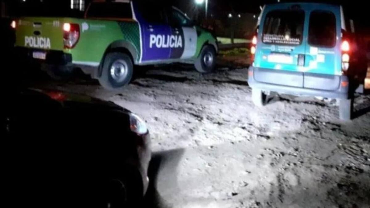 Encerró a sus hijos menores para "irse de fiesta" en plena cuarentena en La Plata
