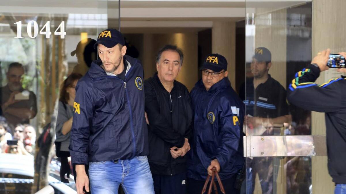 Detención Oscar Thomas - Agencia NA