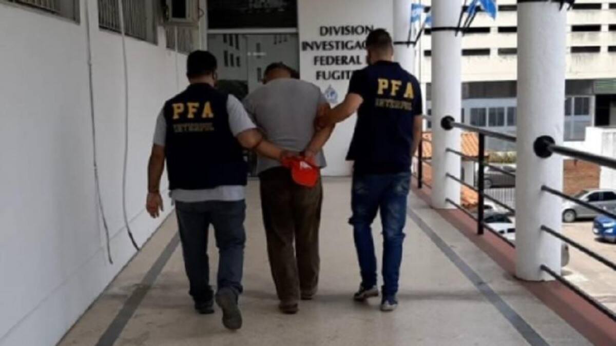 Detuvieron en la 1-11-14 a un ciudadano peruano con pedido de captura internacional