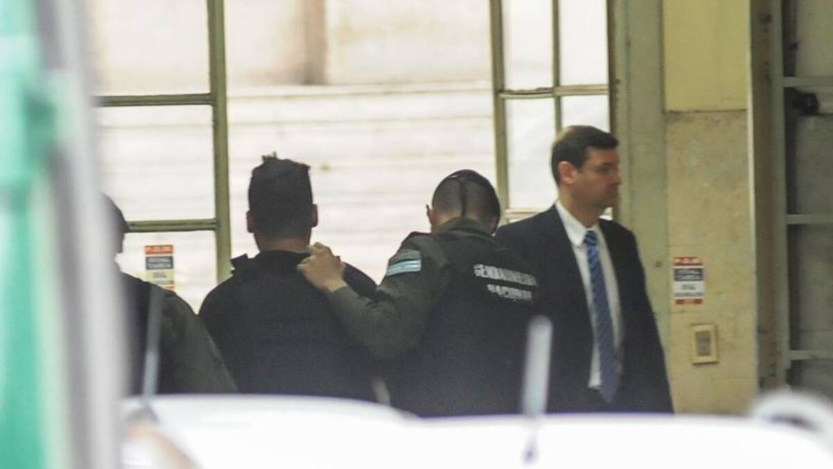 Detuvieron por contrabando a ex un SIDE