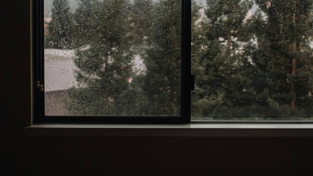 Días de lluvia en casa. Foto: Unsplash.