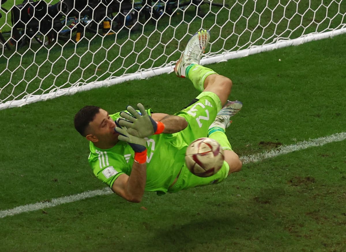 Dibu Martínez, arquero. Foto: REUTERS / Paul Childs