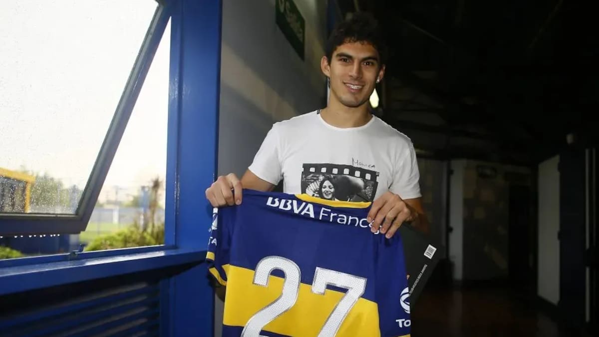 Diego Perotti, de jugar en Boca a romperla en el pádel.