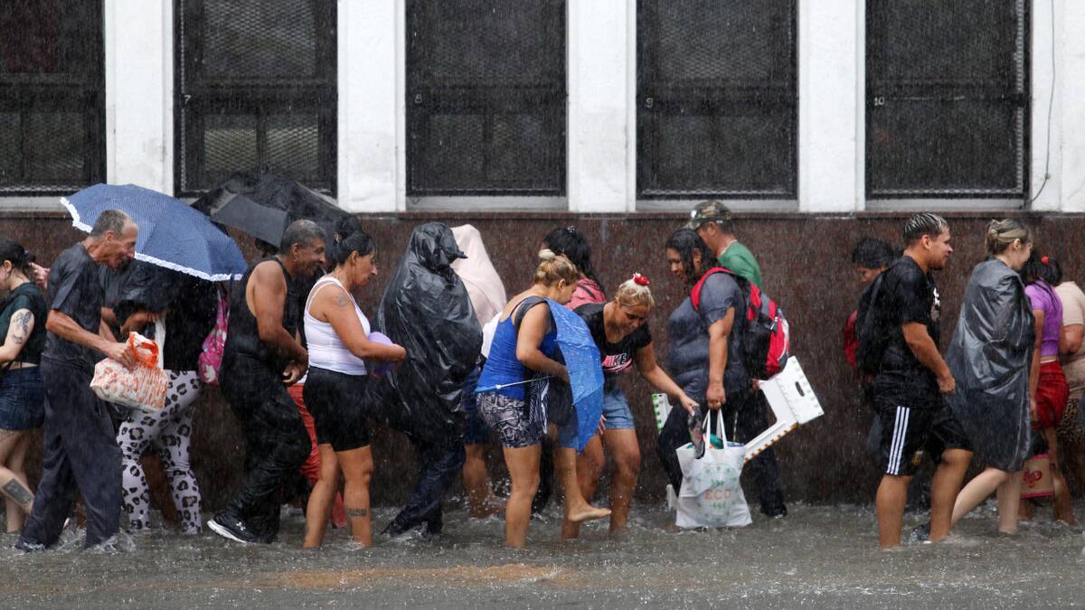 Diluvio e inundación en la Ciudad. Foto: NA.