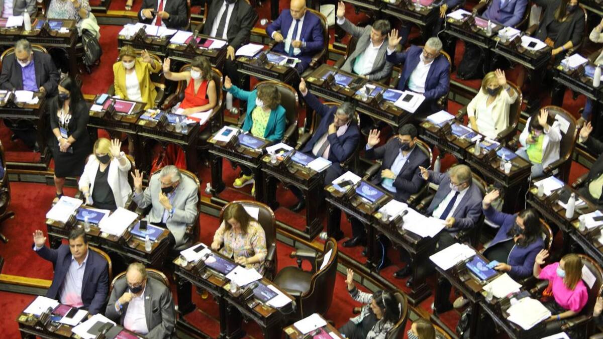 Diputados durante la votación del Presupuesto 2022, AGENCIA NA