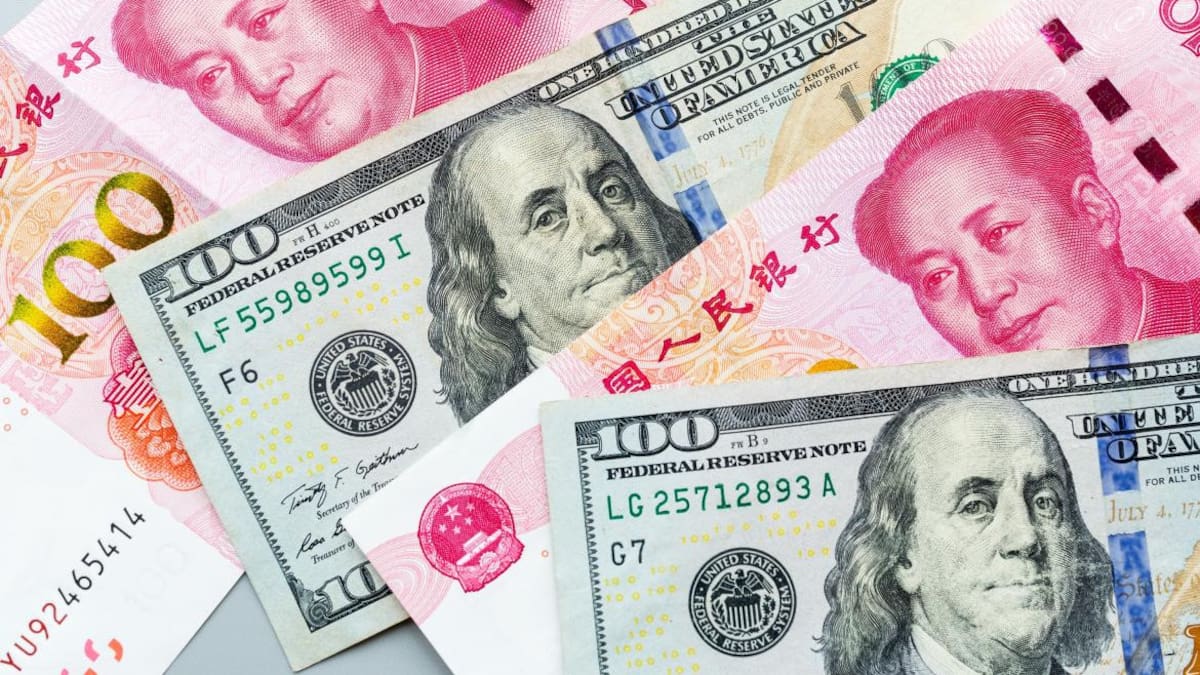 Divisas, dinero, foto Aduana