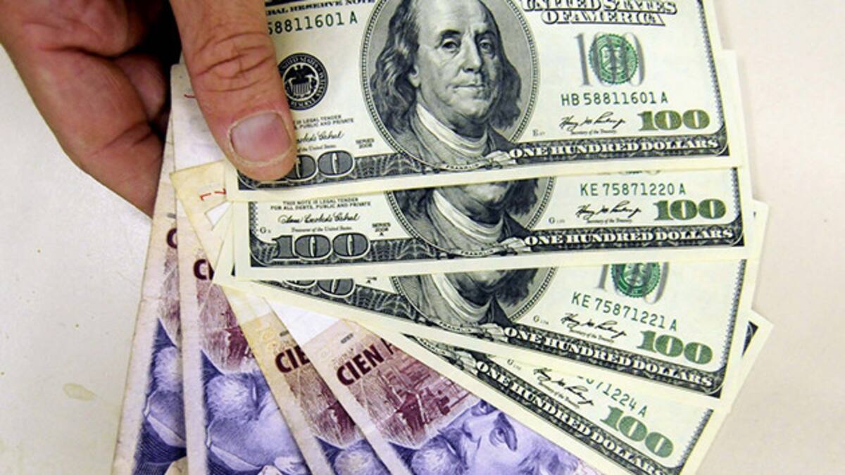 Dólares y pesos - Blanqueo de capitales