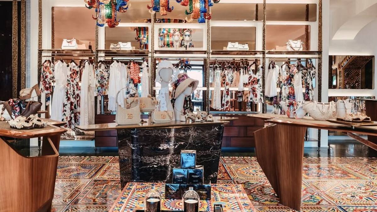 Dolce & Gabbana planea abrir su primer local en Argentina.