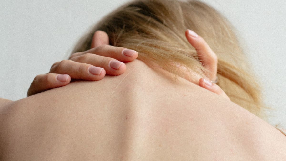 Dolor de cuello. Foto: Unsplash