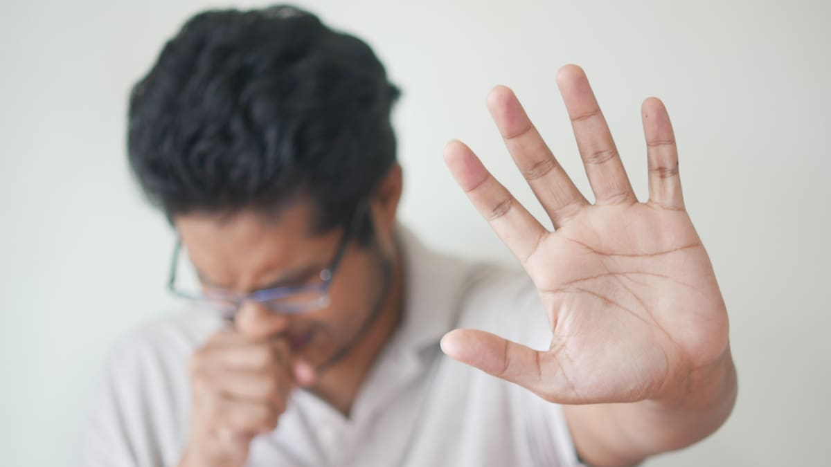Dolor de garganta. Foto: Unsplash.