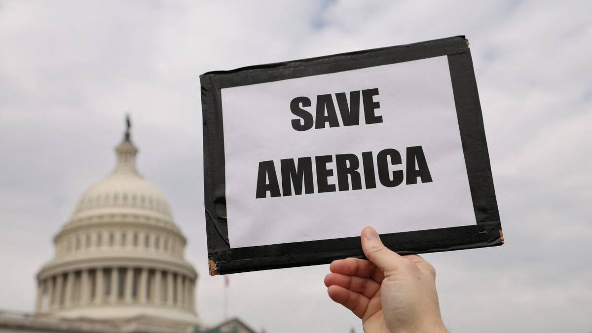 Donald Trump desató una guerra arancelaria con otras potencias. Foto: Reuters/Kevin Lamarque