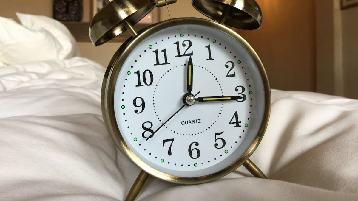 Dormir menos de 8 horas afecta a la salud física y mental. Foto: Unsplash.