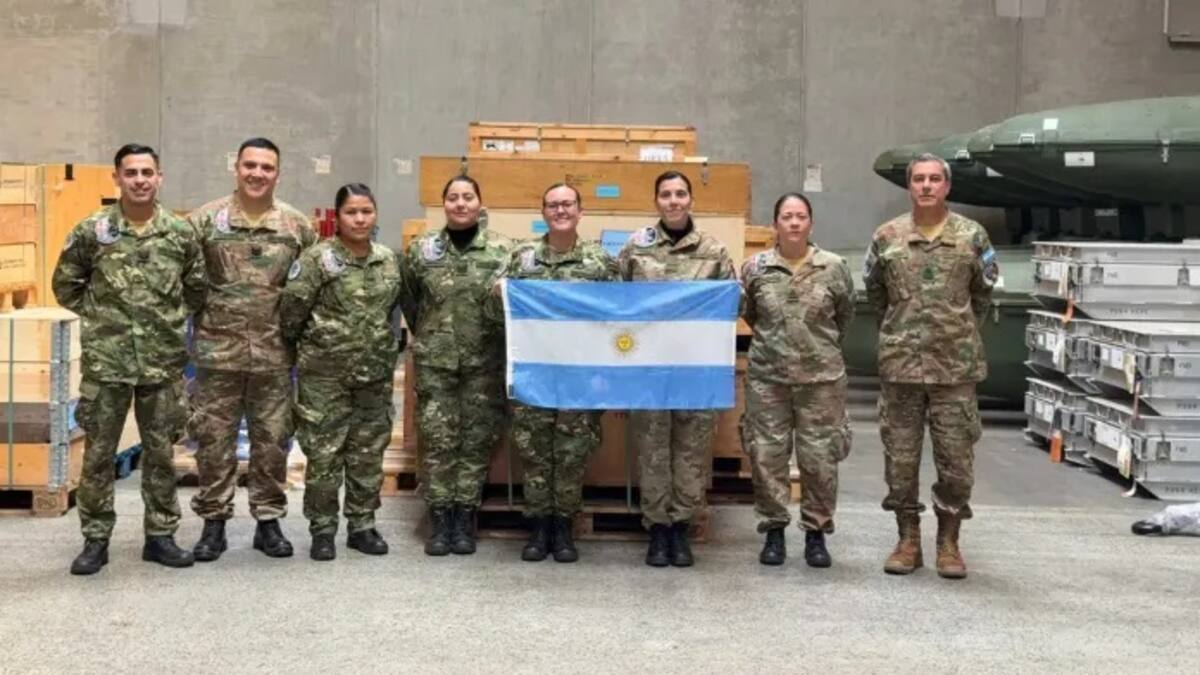 Dos altos militares que formaron parte de la Fuerza Aérea chilena están al frente del software que planifica el funcionamiento de los F-16 argentinos.
