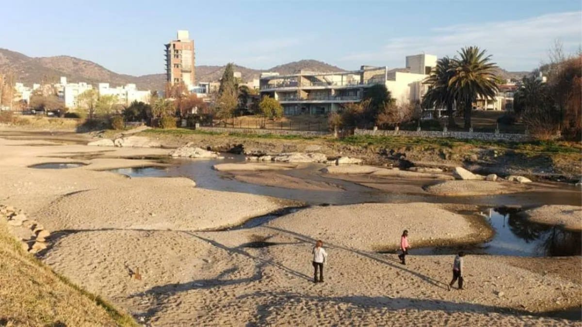Dramática sequia en Villa Carlos Paz, Córdoba. Foto: Twitter