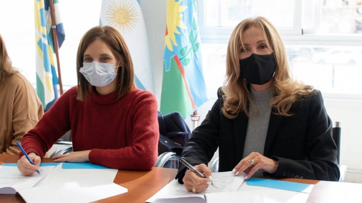 Dulce Granados firmó convenios de suma importancia para la comunidad de Ezeiza