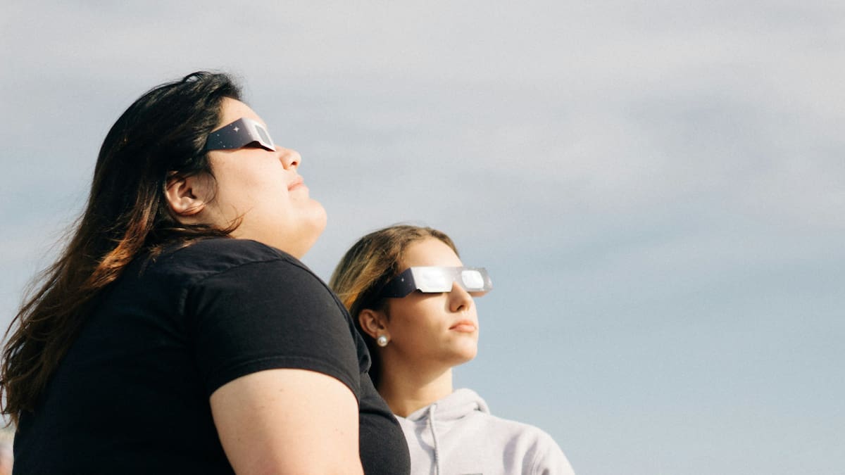 Cómo hacer para ver el eclipse de forma segura.