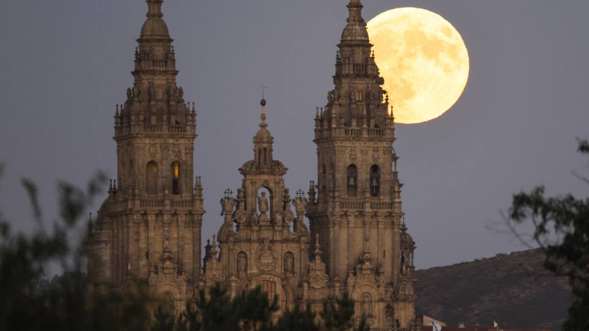 Eclipse de superluna en España. Foto: EFE.