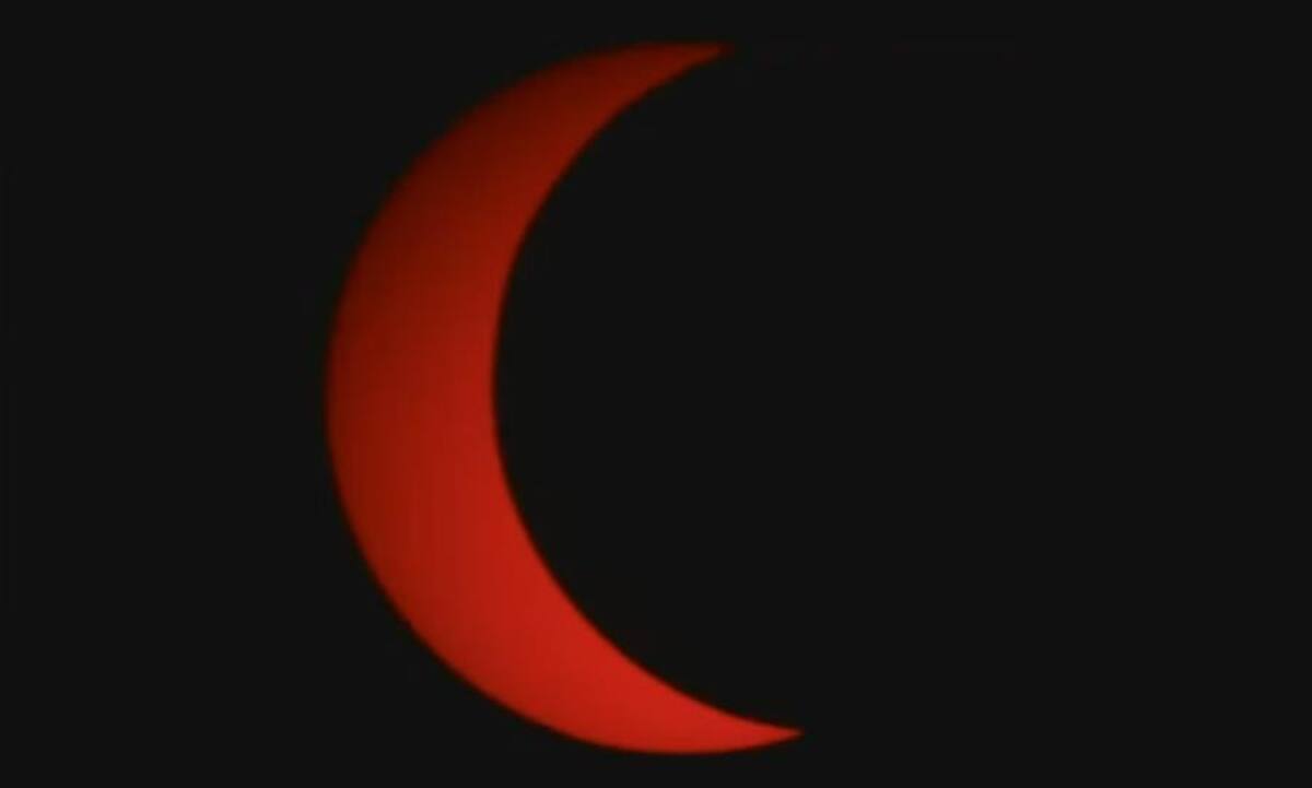 Eclipse lunar - Anillo de fuego