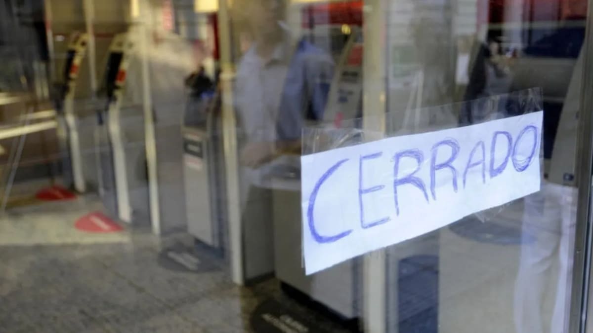 Cierran los bancos durante 5 días en noviembre: cuándo y por qué será el nuevo feriado bancario en Argentina