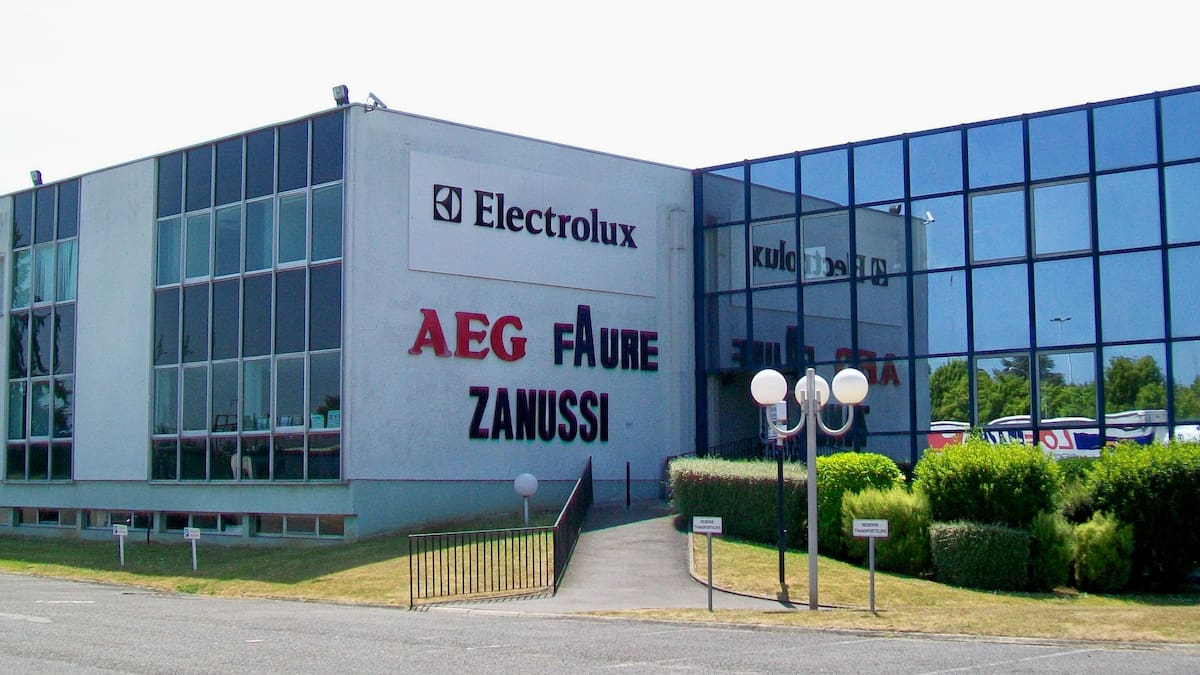 Electrolux cierra su histórica fábrica de Rosario y solo venderá productos importados