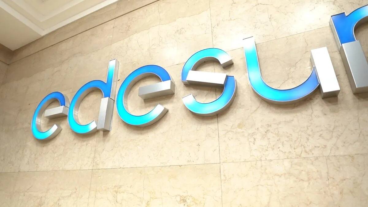 Casi 14 mil familias sin luz en Buenos Aires