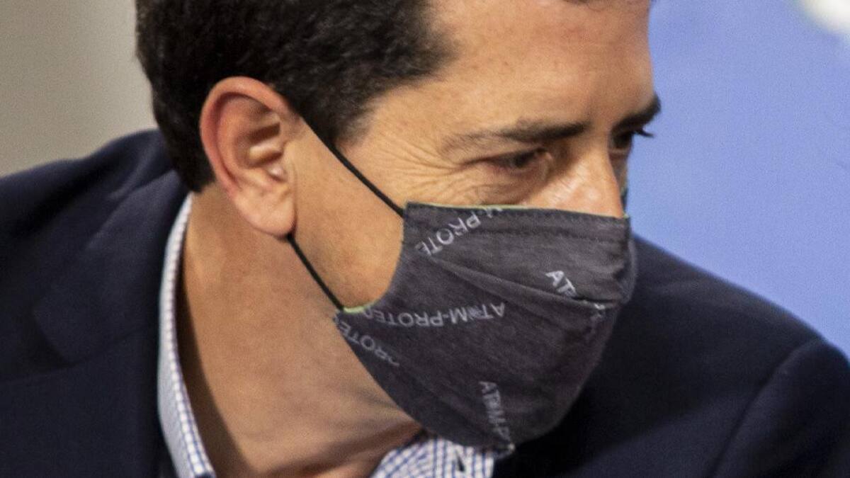 Eduardo Wado de Pedro, Gobierno, NA