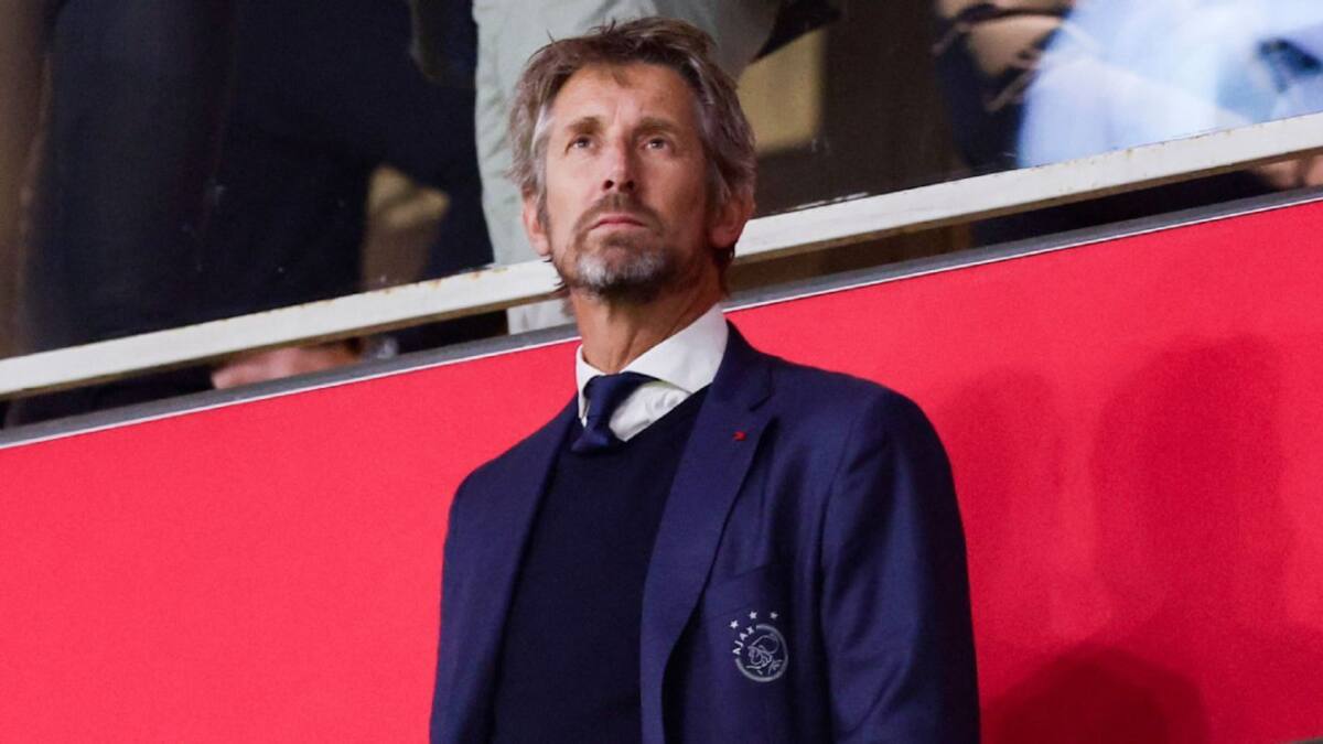 Edwin Van der Sar sufrió una hemorragia cerebral y se encuentra internado en terapia intensiva