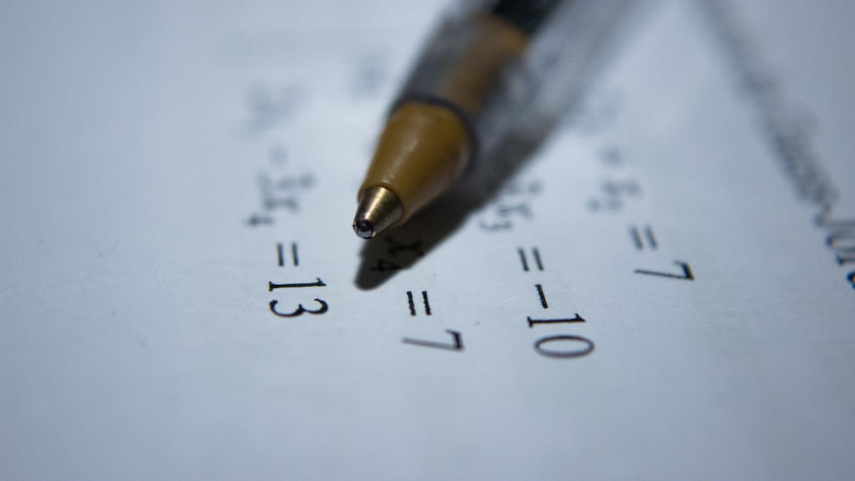 Ejercicios matemáticos. Foto: Unsplash.