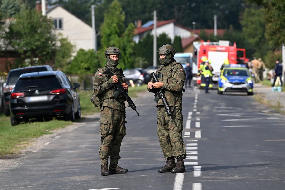 Ejército de Polonia en la zona donde impactó un dron ruso.
