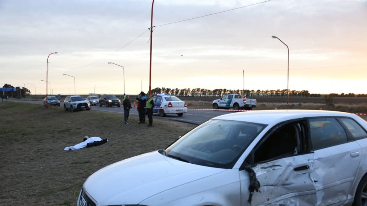 El automóvil involucrado en el trágico siniestro vial en Punta Alta. Foto: Gentileza La Brújula 24.