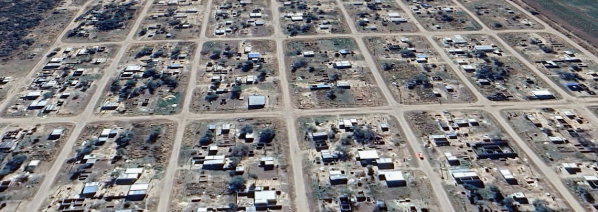El barrio de San Carlos en la localidad de Pampa del Infierno, en el Chaco. Foto: Google Earth.