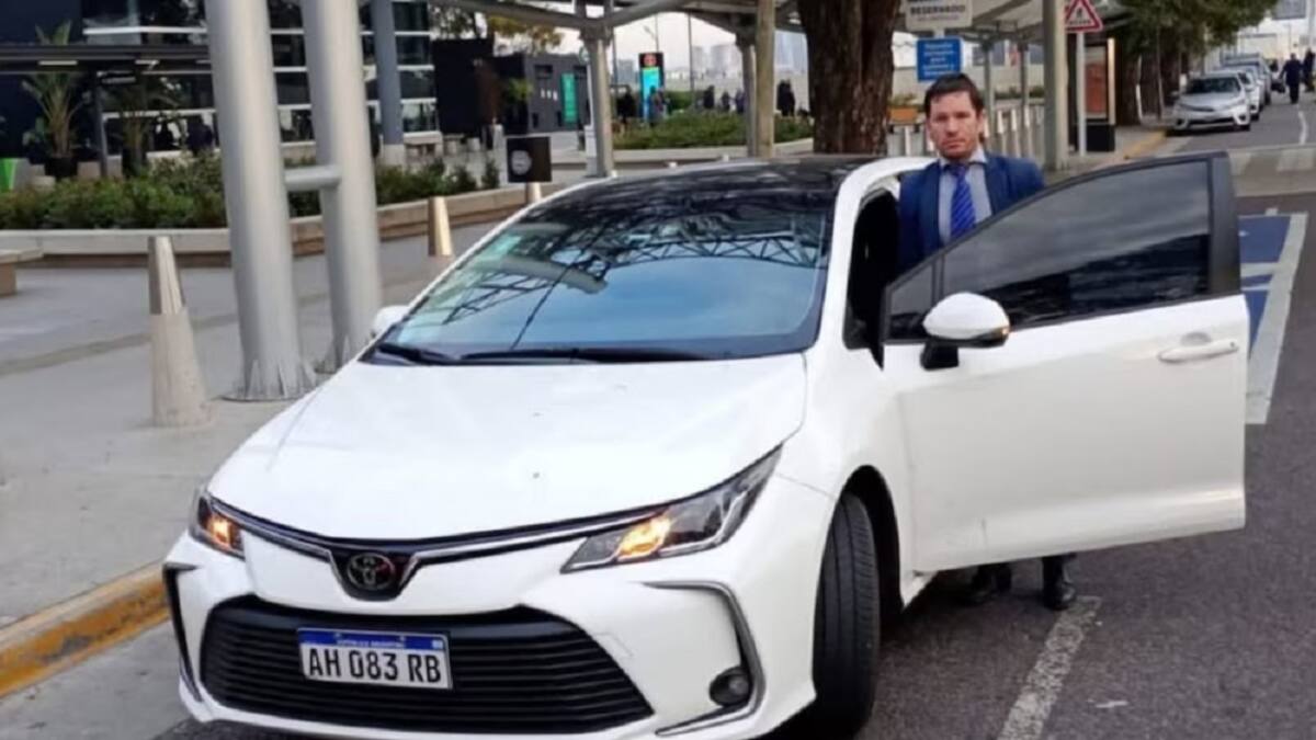 Del doble femicidio al misterio: continúa la búsqueda del chofer que trasladó a Laurta y cuyo auto apareció incendiado