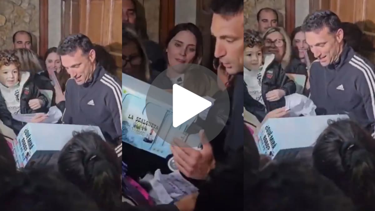 Video: un niño emocionó a Lionel Scaloni con un regalo muy especial en su regreso a Pujato