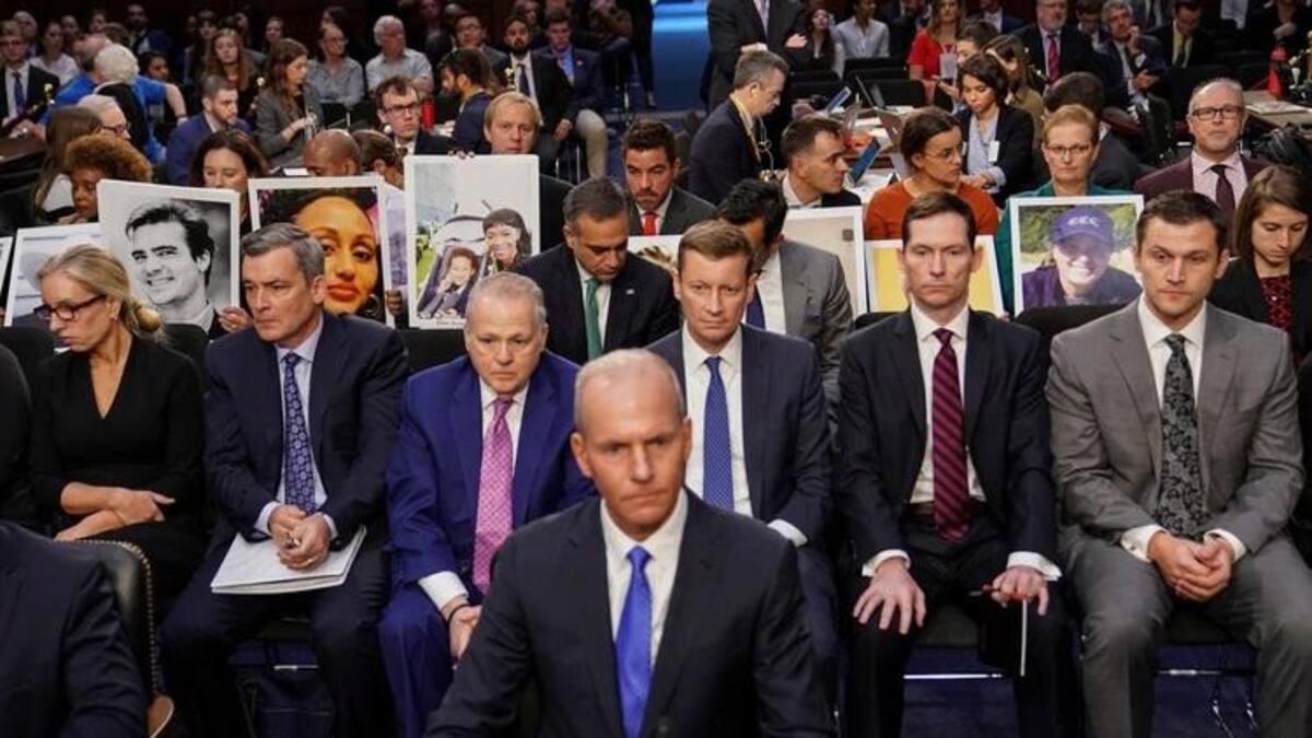 El ex CEO de Boeing Dennis Muilenburg, Senado de los Estados Unidos, REUTERS