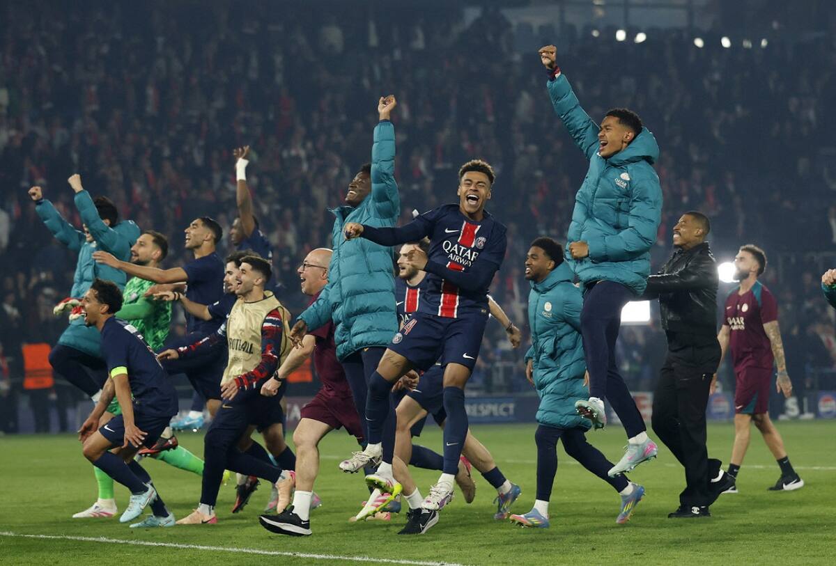 El festejo de PSG tras eliminar a Arsenal y llegar a la final de la Champions League. Foto: Reuters (Peter Cziborra)